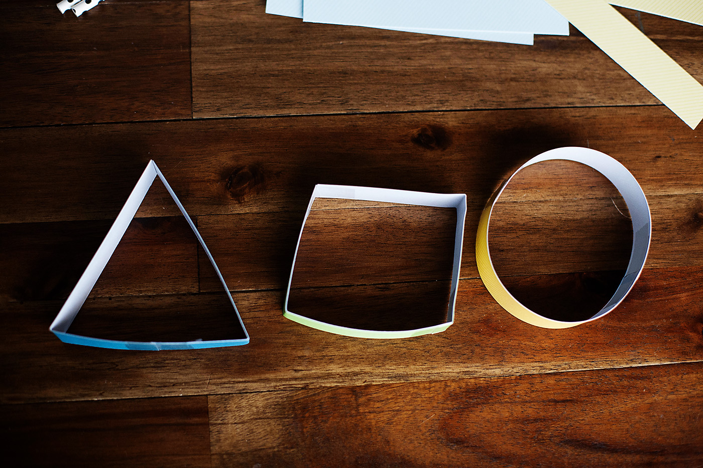 Straw planes made with different shapes. So easy to make out of a straw, paper and tape!