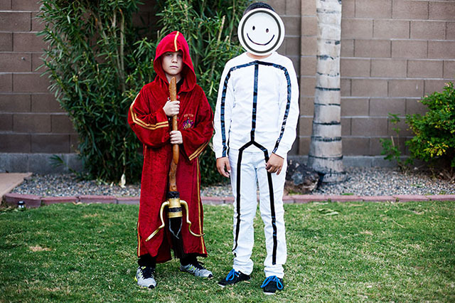 Stick figure and Quidditch player