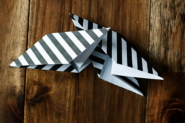 Convertible paper frisbee toy from All for the Boys blog