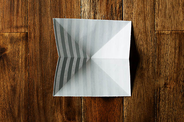 Convertible paper frisbee toy from All for the Boys blog