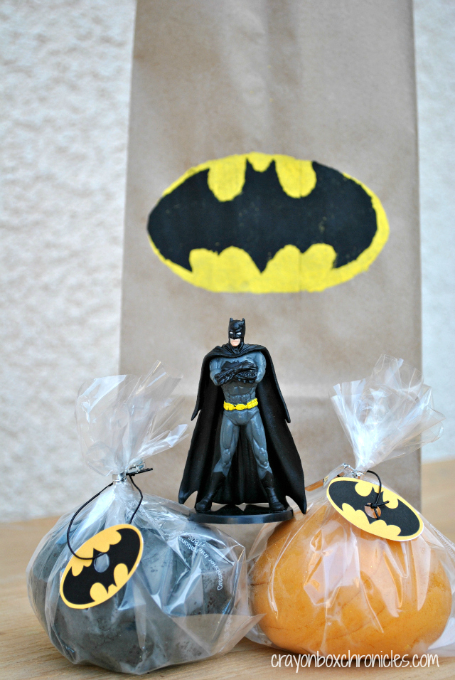 DIY Batman Play Dough