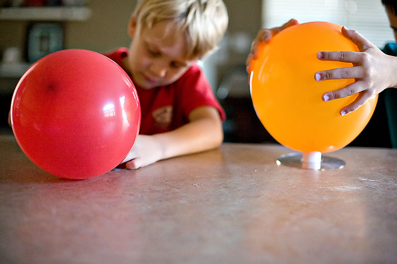 CD and balloon hovercraft
