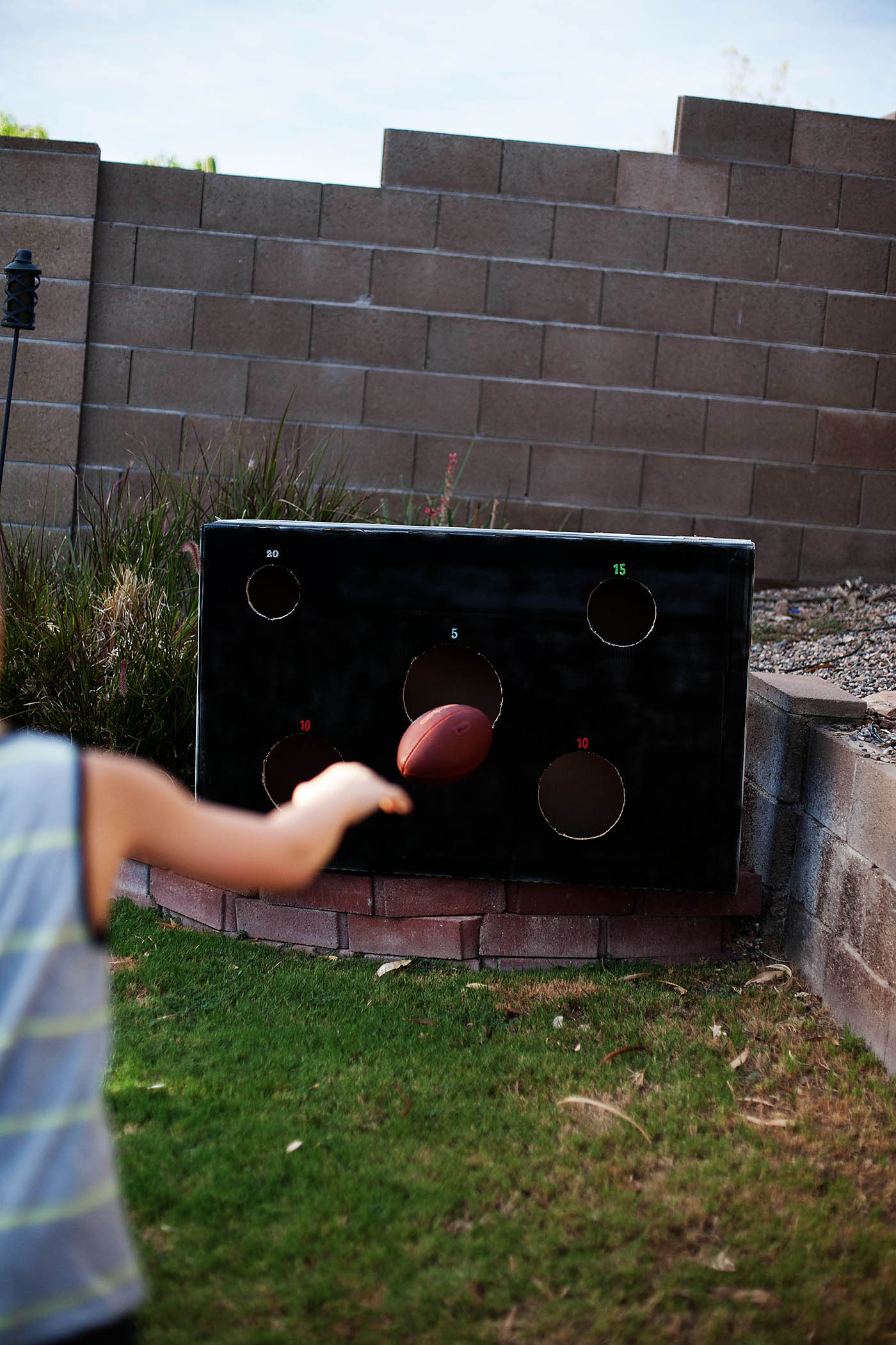 Football activities for older kids - perfect for a gameday football party!