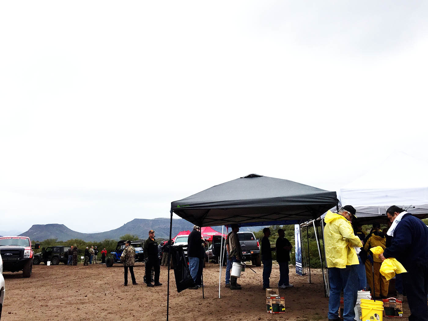 Table Mesa Recreation area cleanup in Arizona with Discount Tire