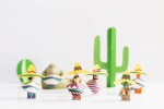 Printable Minifigure Sombrero Y Poncho