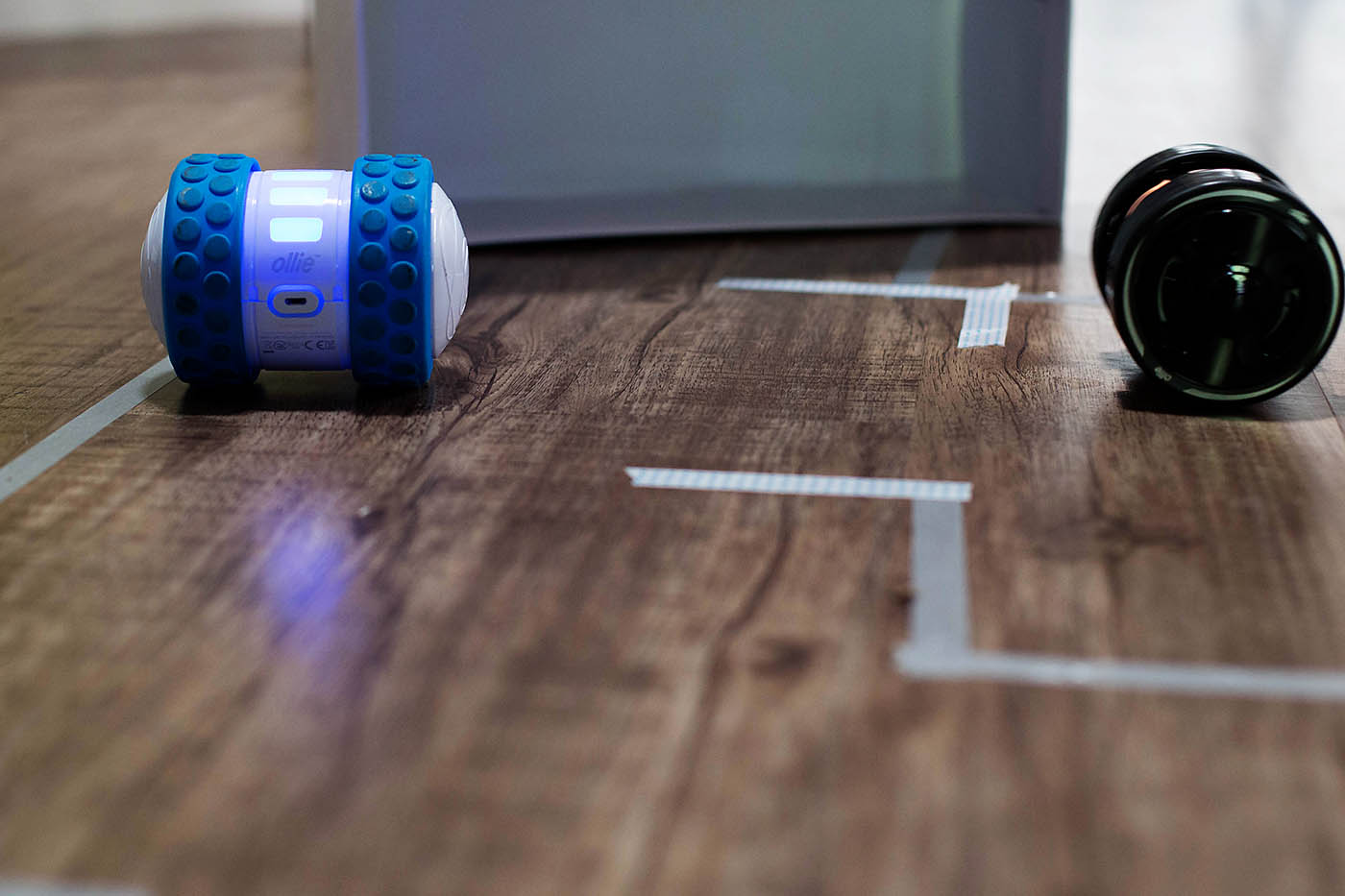 Darkside Ollie - remote control robot that you control with your phone!