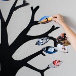 Thankful Photo Tree - a fun family Thanksgiving project! Use photos or just write what you're thankful for onto paper leaves