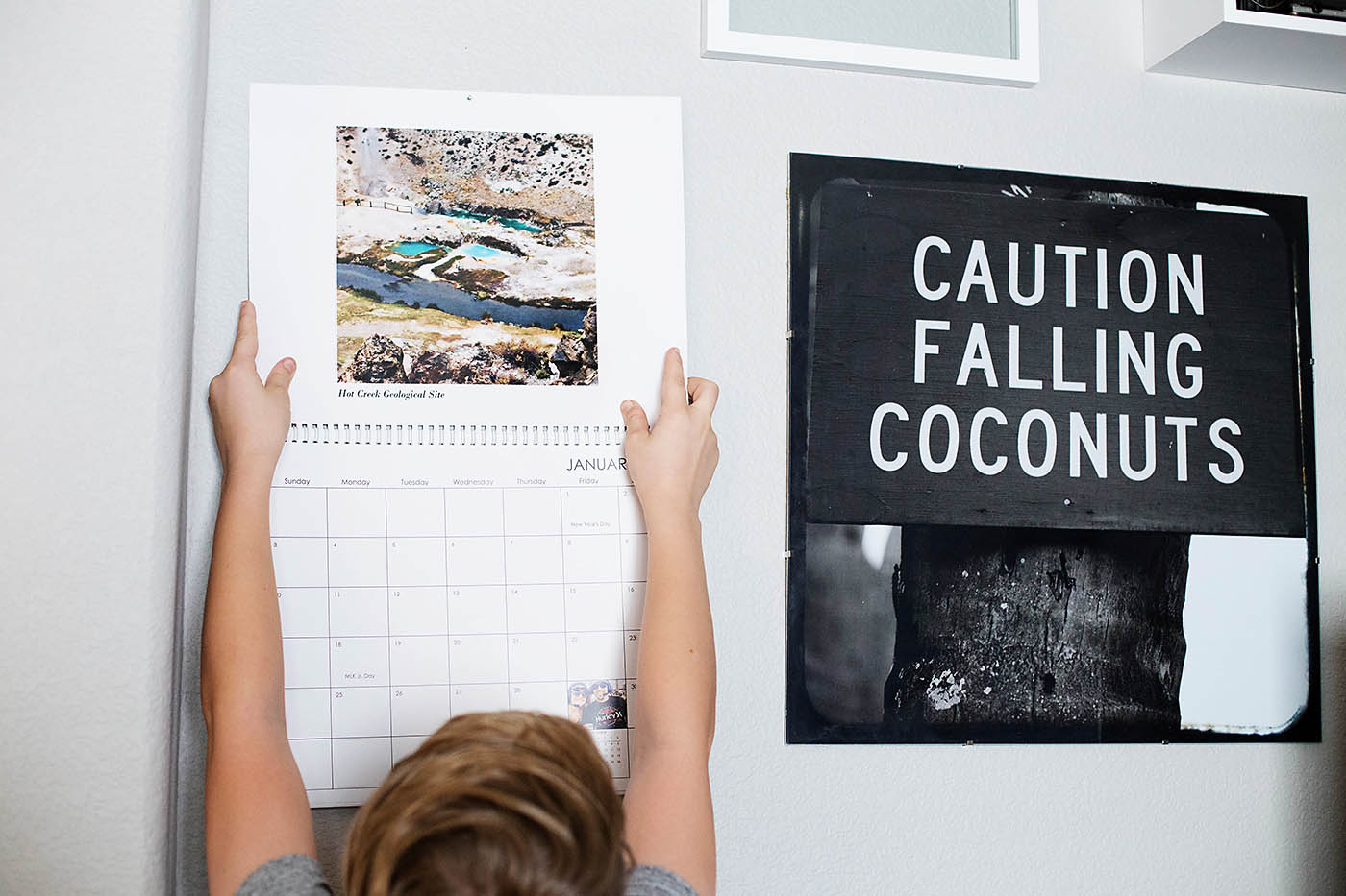 How to incorporate a photo calendar into your home decor