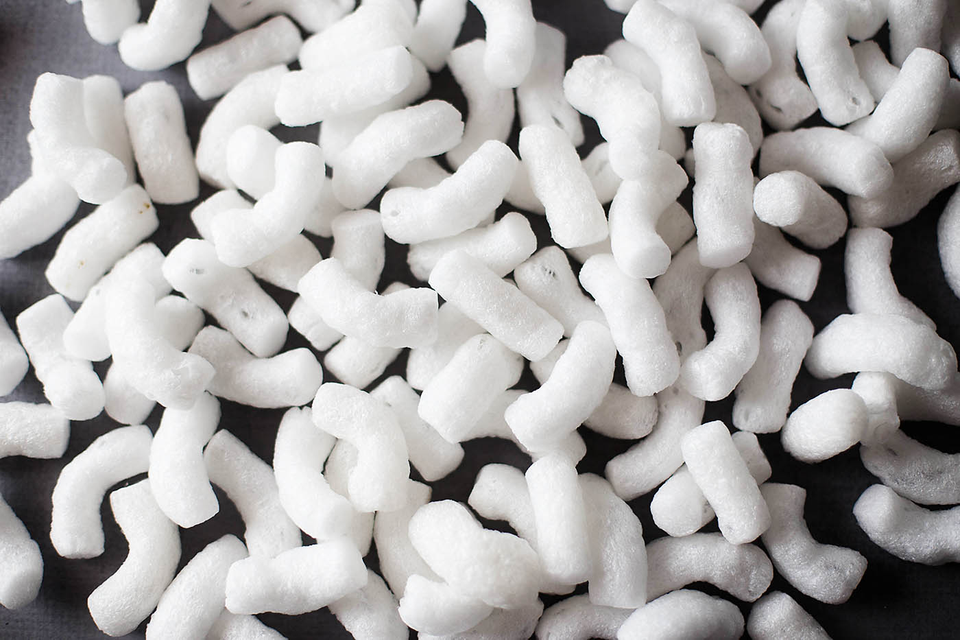 Building with biodegradable packing peanuts - great idea!