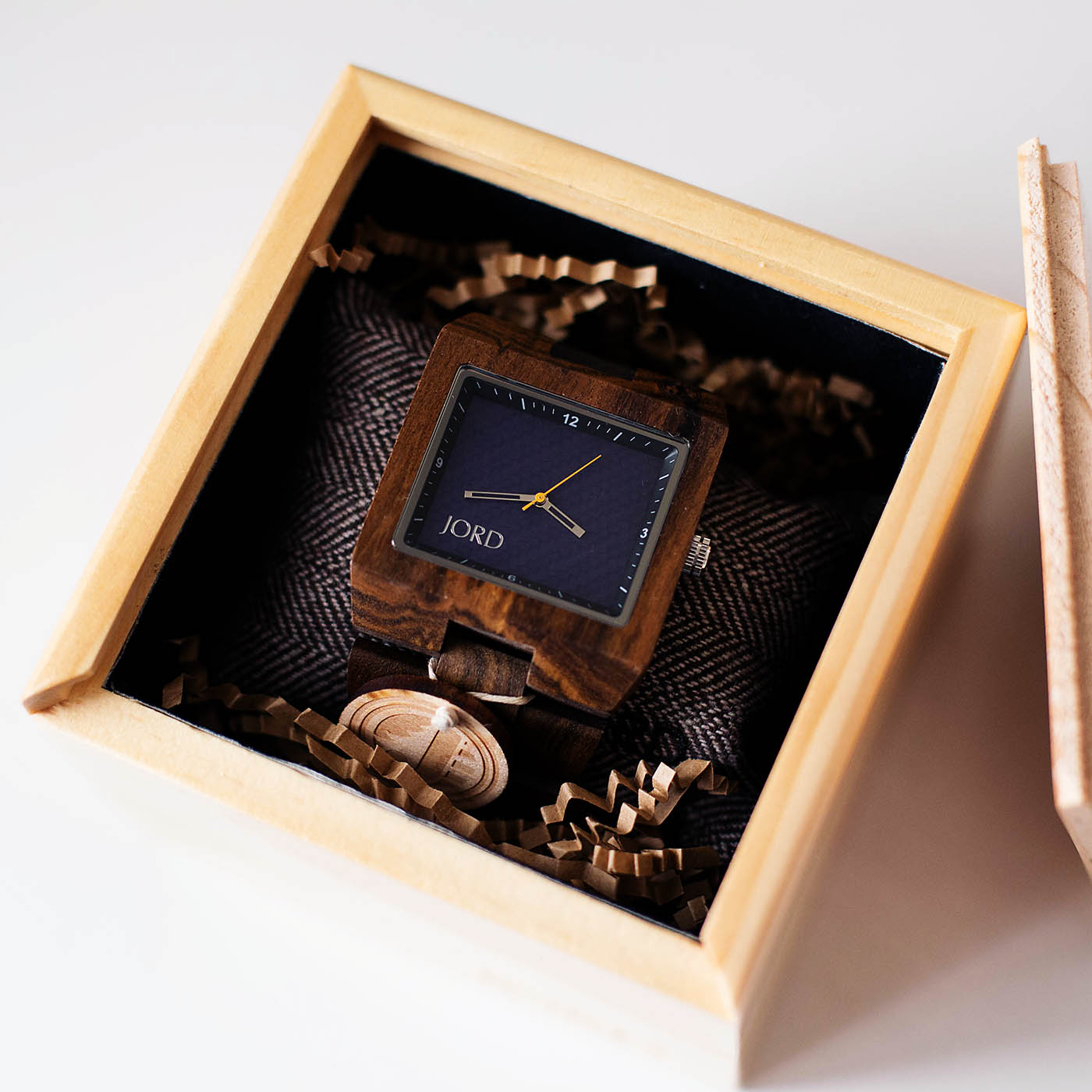 JORD wooden watches - truly gorgeous and a great gift idea for anyone!