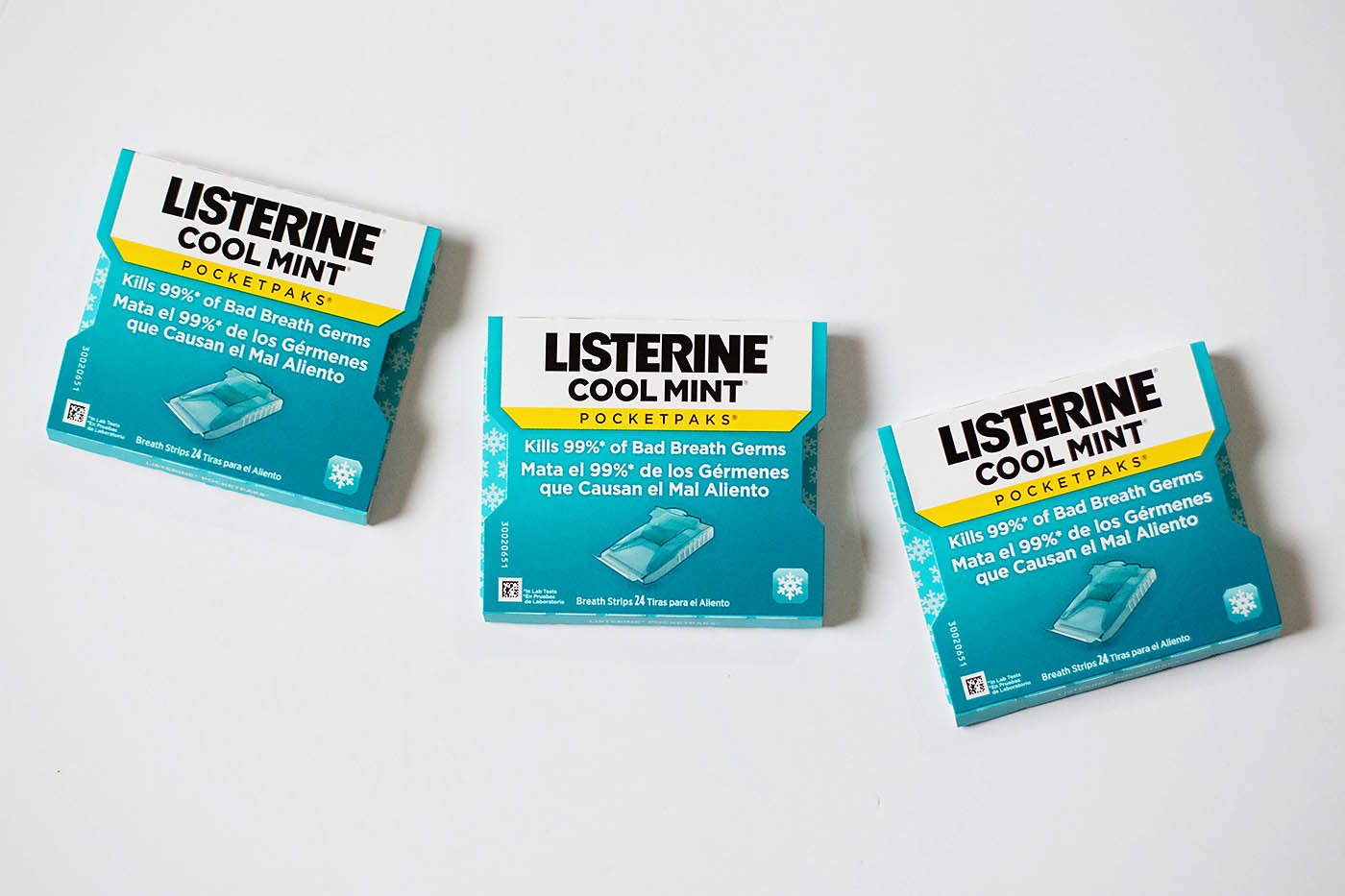What's in my red carpet bag #BringOutTheBold #LISTERINE