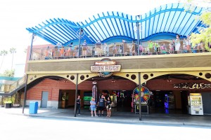 Why You Should Visit Knott's Berry Farm Before Summer Is Over
