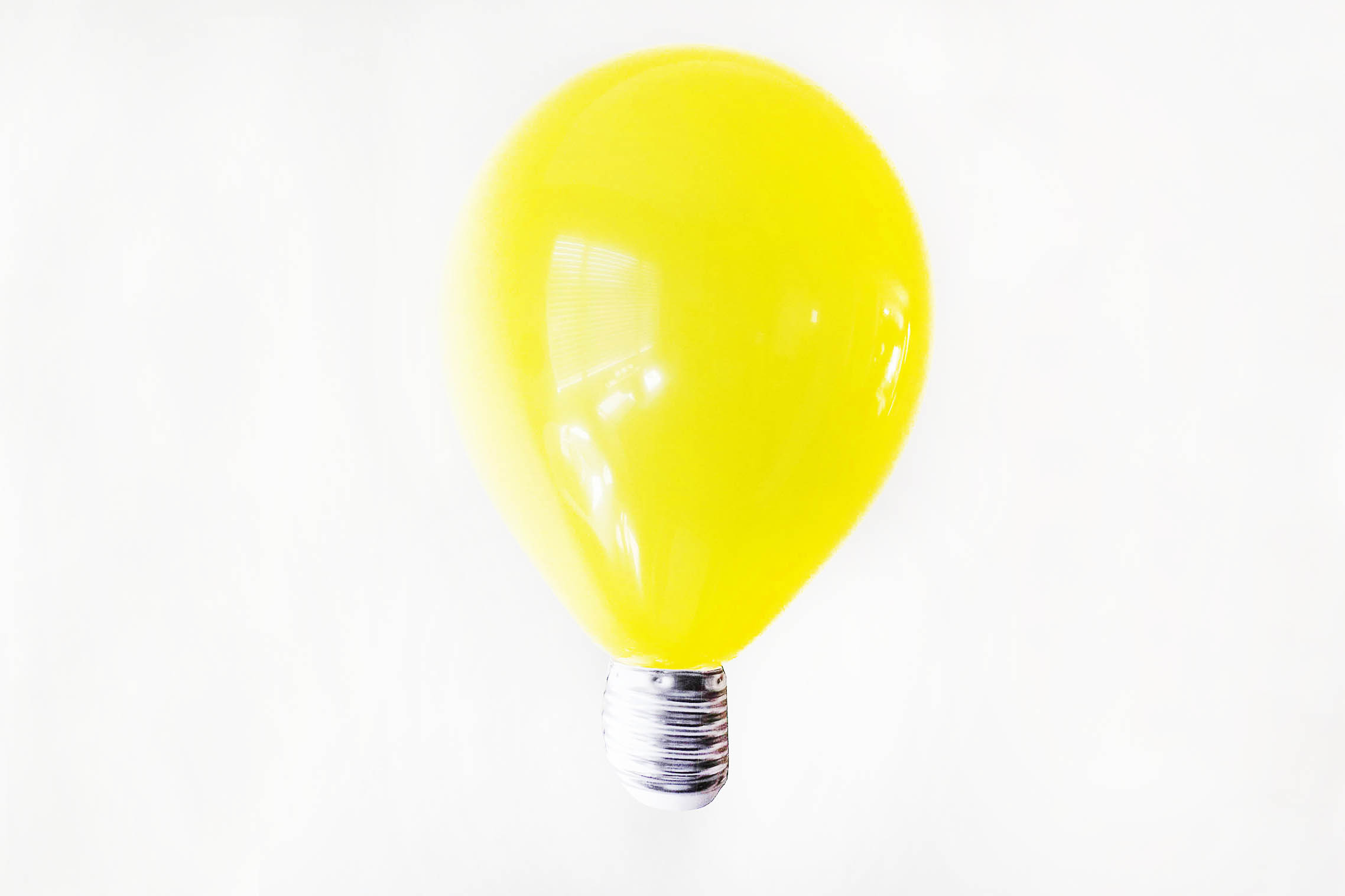 DIY Lightbulb Balloons for fun back to school photos!