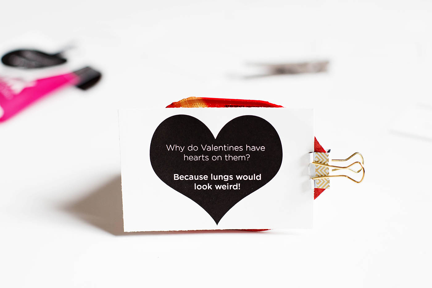 Free printable valentine jokes - a fun valentines day printable to hand out as is or attach to a treat