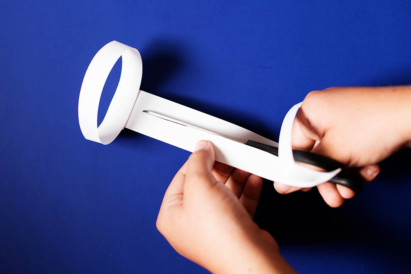 Paper rings to rectangle trick to teach kids