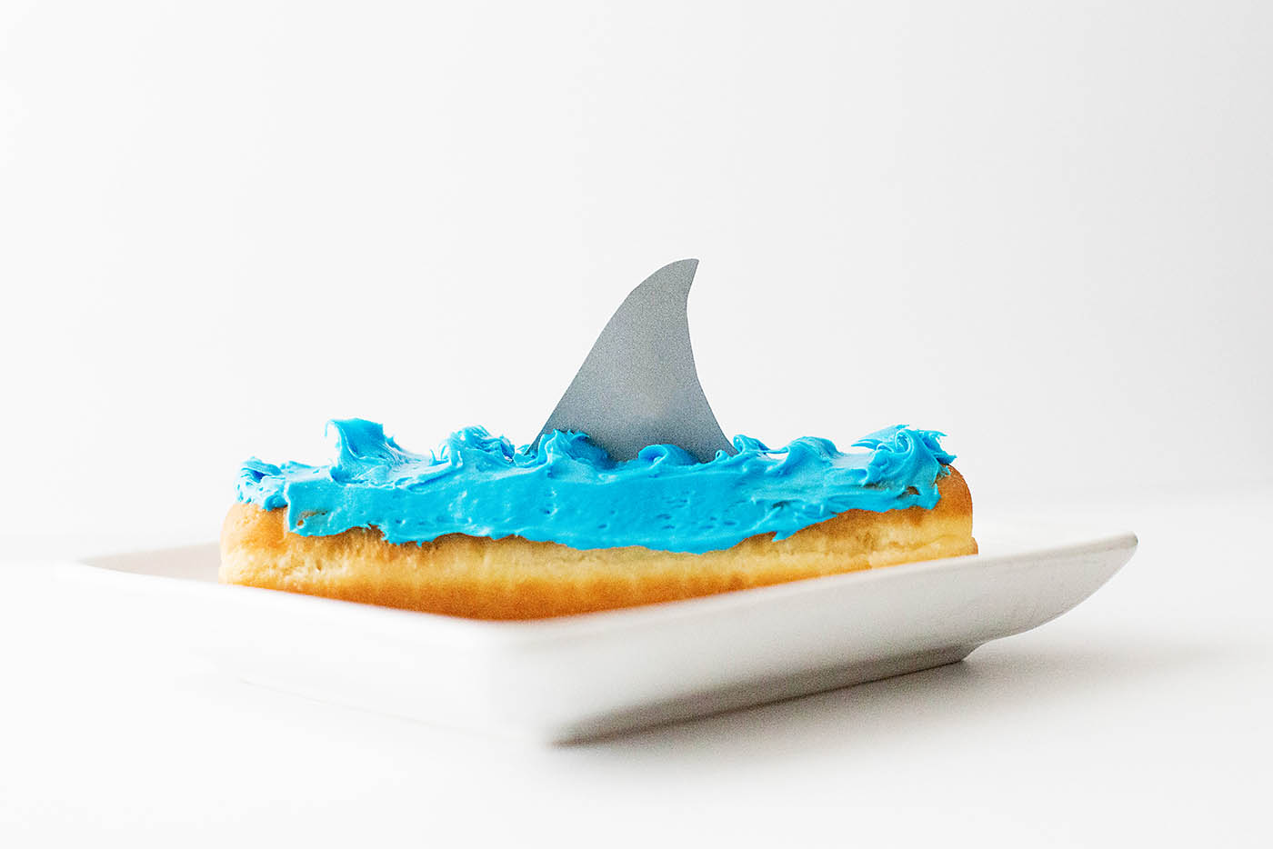 Free printable shark fin pick perfect for your shark lover and to celebrate Shark Week!