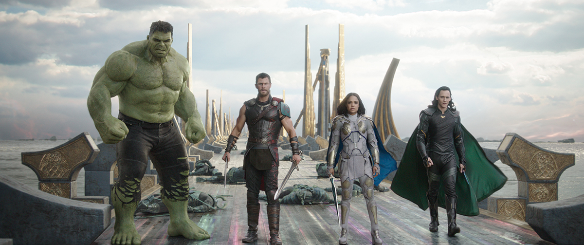 Marvel Studios' THOR: RAGNAROK..L to R: Hulk (Mark Ruffalo), Thor (Chris Hemsworth), Valkyrie (Tessa Thompson) and Loki (Tom Hiddleston)..Ph: Film Frame..©Marvel Studios 2017