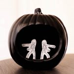 DIY no-carve flossing skeleton pumpkin #halloween #nocarvepumpkin #pumpkin