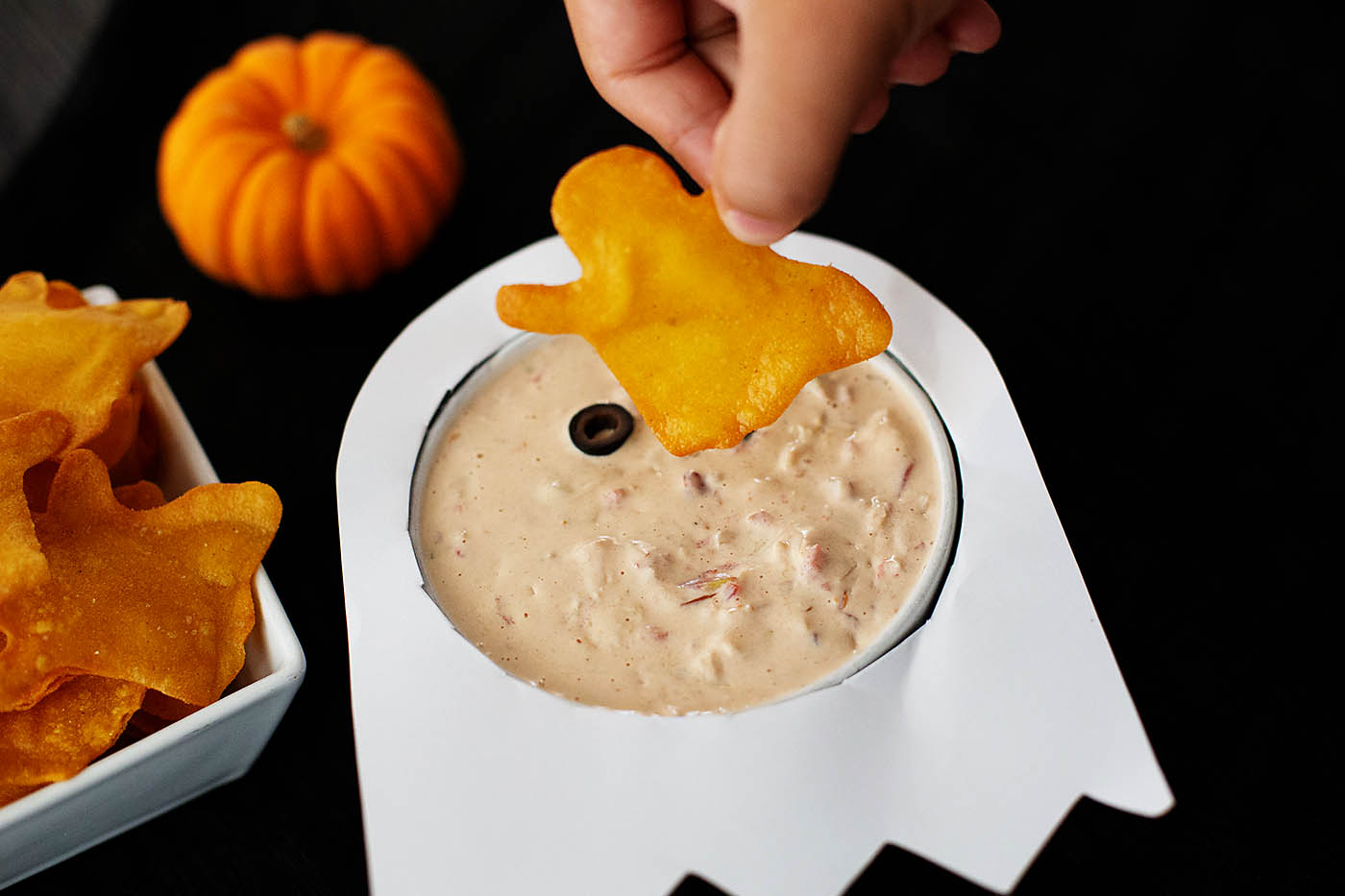 Easy Halloween Chicken Queso Blanco Recipe with a cute idea to decorate a bowl like a ghost!